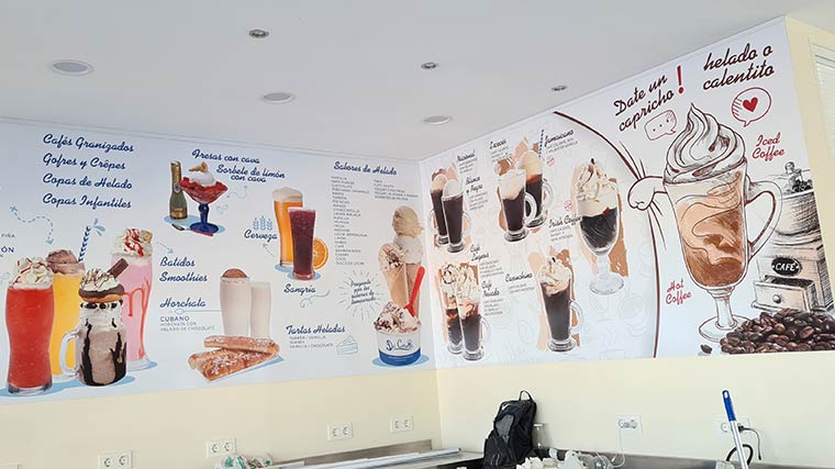 cartel con carta de helados para heladería en Alicante